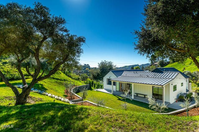 2950 Oak Glen Road, Glendale, CA 91208