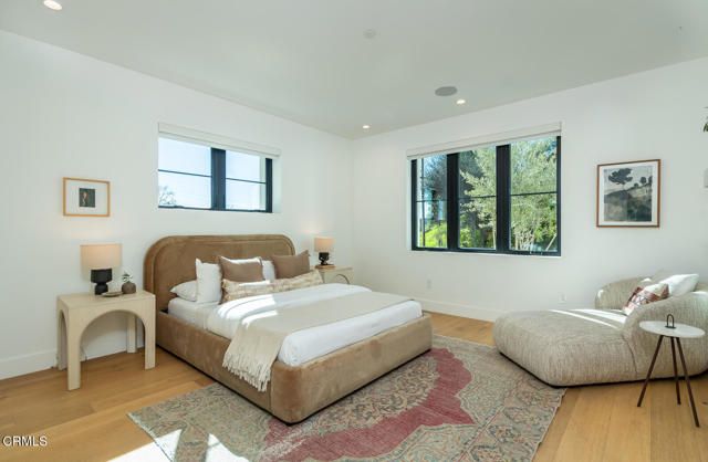 2950 Oak Glen Road, Glendale, CA 91208