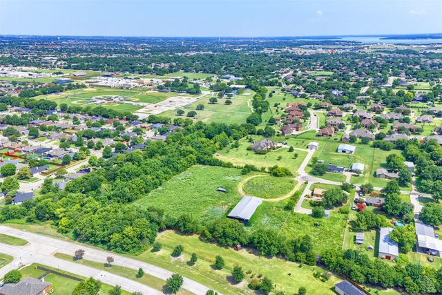 800 Twin Oaks Drive, Wylie, TX 75098