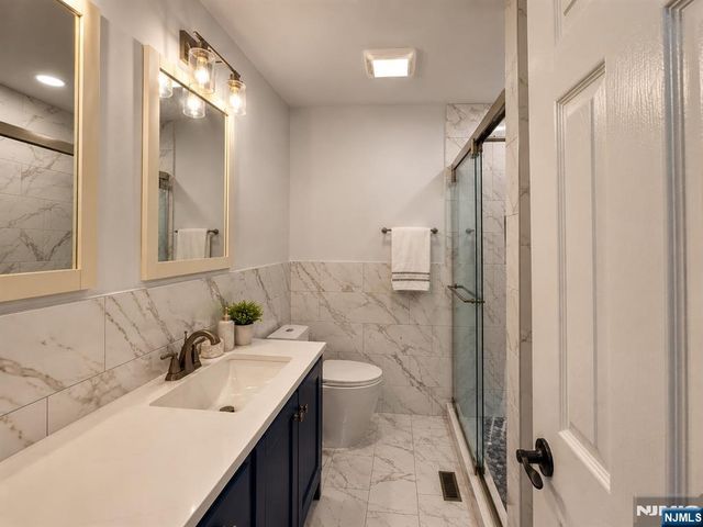 3112 Stowe Lane, Mahwah, NJ 07430