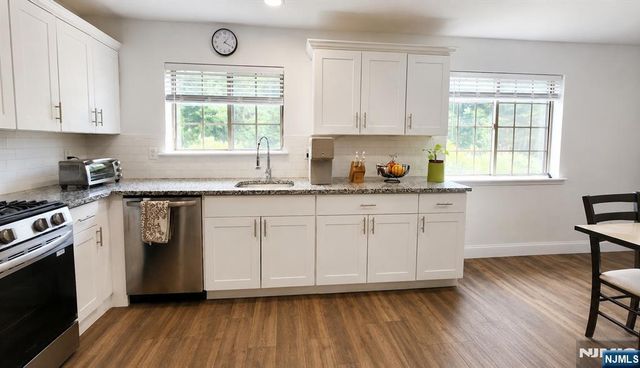 3112 Stowe Lane, Mahwah, NJ 07430