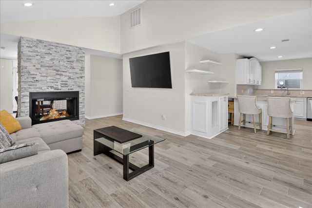 4315 Cabell Drive, Dallas, TX 75204
