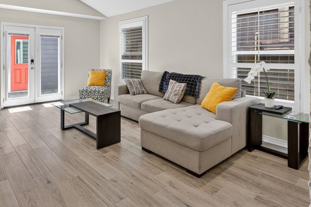 4315 Cabell Drive, Dallas, TX 75204