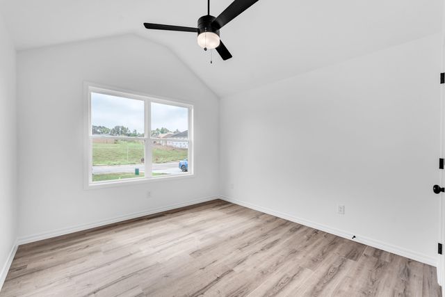 675 W Castor Loop, Nixa, MO 65714