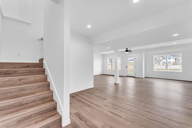 675 W Castor Loop, Nixa, MO 65714