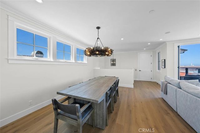 309 Crest Drive, Manhattan Beach, CA 90266
