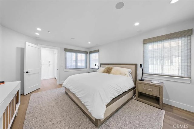 309 Crest Drive, Manhattan Beach, CA 90266