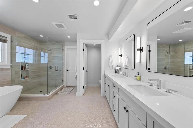 309 Crest Drive, Manhattan Beach, CA 90266