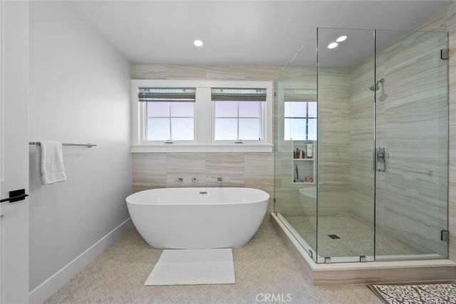 309 Crest Drive, Manhattan Beach, CA 90266