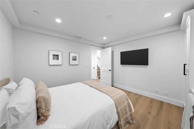 309 Crest Drive, Manhattan Beach, CA 90266