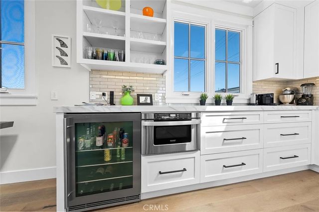 309 Crest Drive, Manhattan Beach, CA 90266