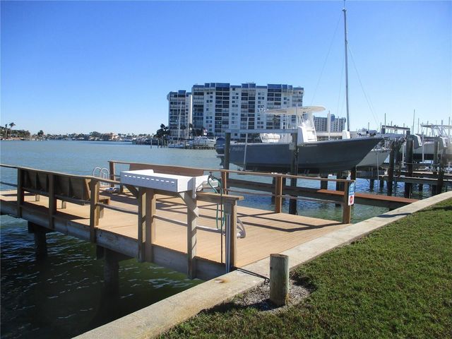 9825 HARRELL AVENUE 404, Treasure Island, FL 33706