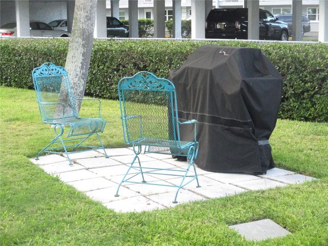 9825 HARRELL AVENUE 404, Treasure Island, FL 33706