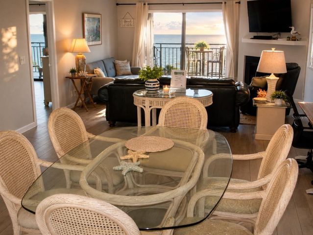 9825 HARRELL AVENUE 404, Treasure Island, FL 33706