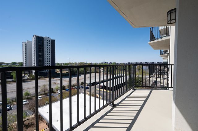 655 S Riverside Dr Apt 606A, Memphis, TN 38103