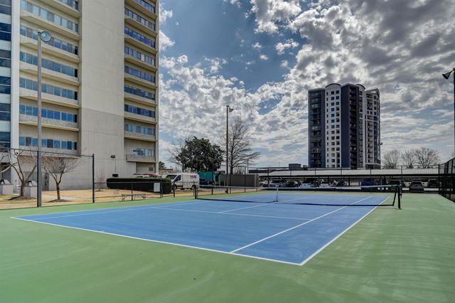 655 S Riverside Dr Apt 606A, Memphis, TN 38103