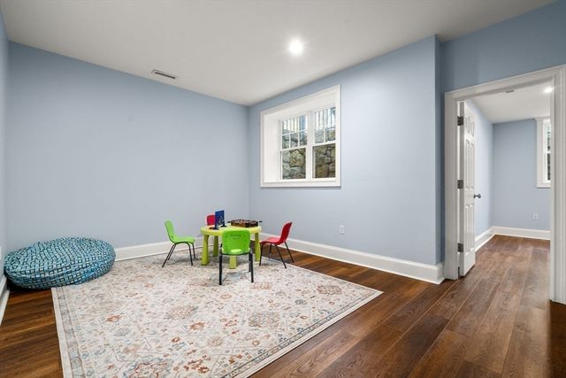 21 Westerly Road, Weston, MA 02493