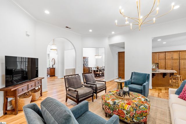 10 Wineberry Way, Greenville, SC 29615