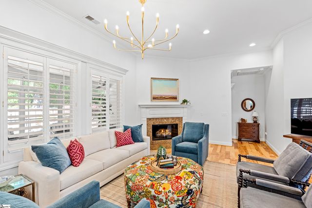 10 Wineberry Way, Greenville, SC 29615