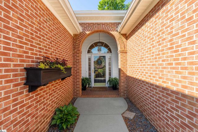 10 Wineberry Way, Greenville, SC 29615