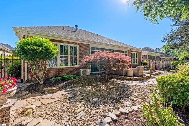 10 Wineberry Way, Greenville, SC 29615