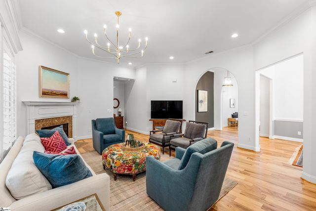 10 Wineberry Way, Greenville, SC 29615