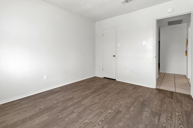 1008 Hermitage DR, Austin, TX 78753