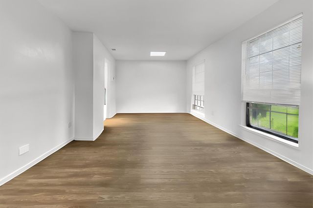 1008 Hermitage DR, Austin, TX 78753