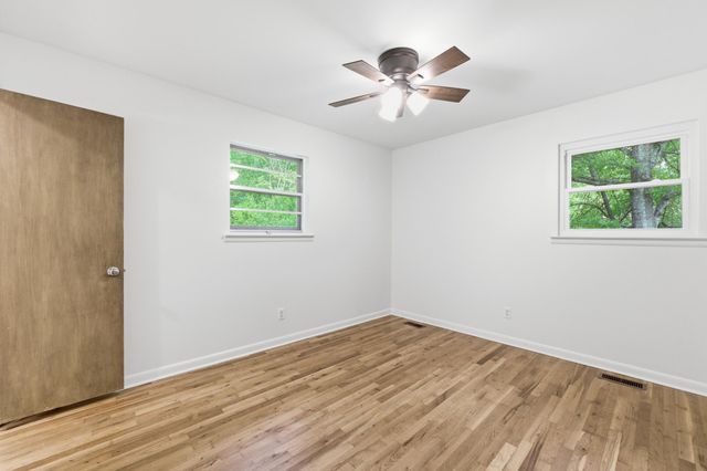 945 Brynwood Terrace, Chattanooga, TN 37415