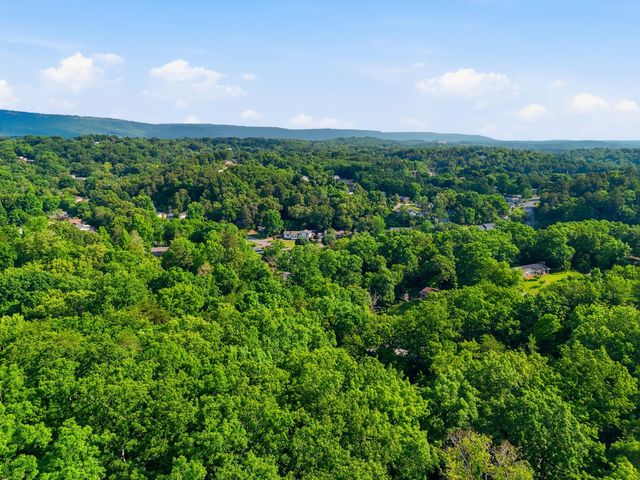 945 Brynwood Terrace, Chattanooga, TN 37415