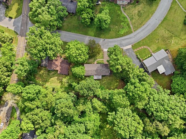 945 Brynwood Terrace, Chattanooga, TN 37415