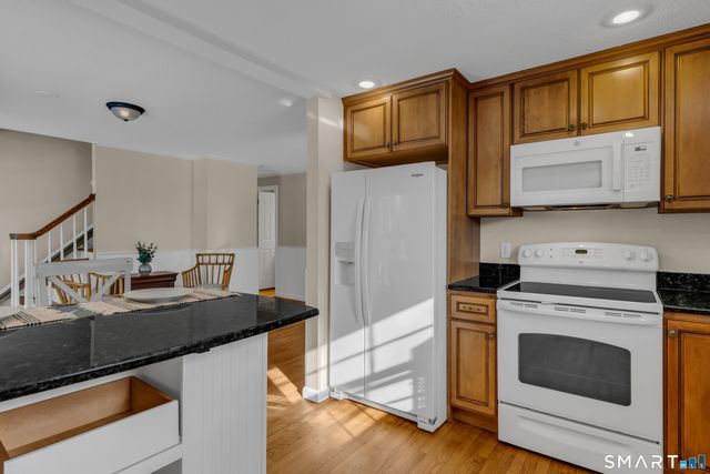 2 Esterly Farms Road 2, Madison, CT 06443