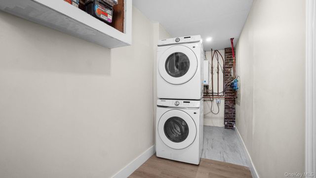 2716 Gunther Avenue, Bronx, NY 10469