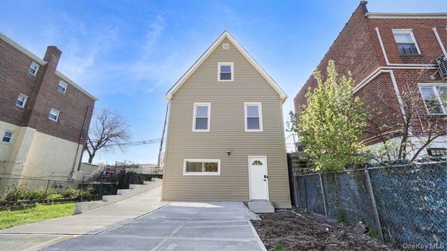 2716 Gunther Avenue, Bronx, NY 10469
