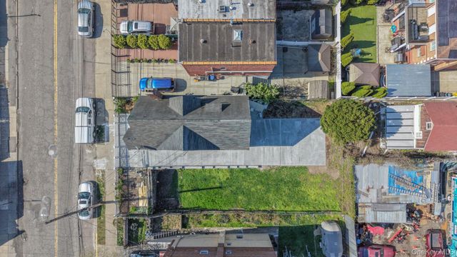 2716 Gunther Avenue, Bronx, NY 10469