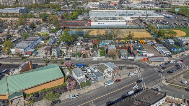 2716 Gunther Avenue, Bronx, NY 10469