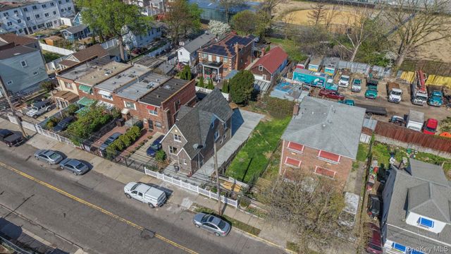 2716 Gunther Avenue, Bronx, NY 10469