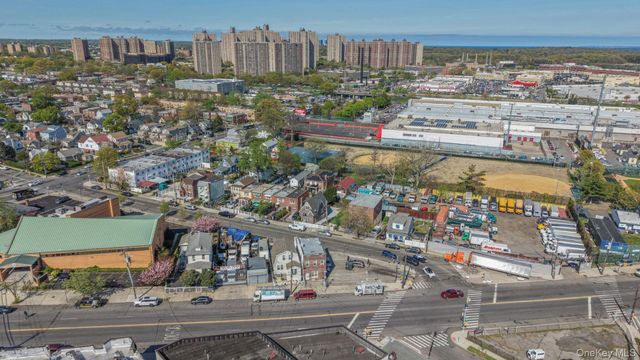 2716 Gunther Avenue, Bronx, NY 10469
