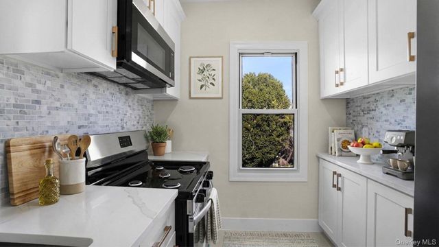2716 Gunther Avenue, Bronx, NY 10469