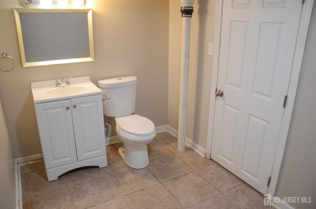 179 Decker Place, Woodbridge Proper, NJ 07095