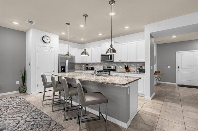 7542 OAK SPRING LANE, Davenport, FL 33837
