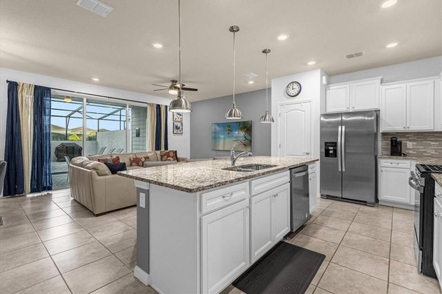 7542 OAK SPRING LANE, Davenport, FL 33837