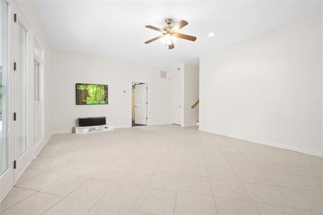 124 SHORE Drive, Other-south Carolina, SC 29643