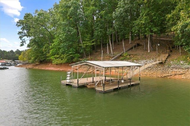 124 SHORE Drive, Other-south Carolina, SC 29643