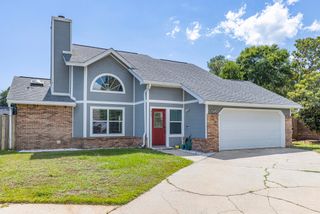 422 NW Village Court, Fort Walton Beach, FL 32548