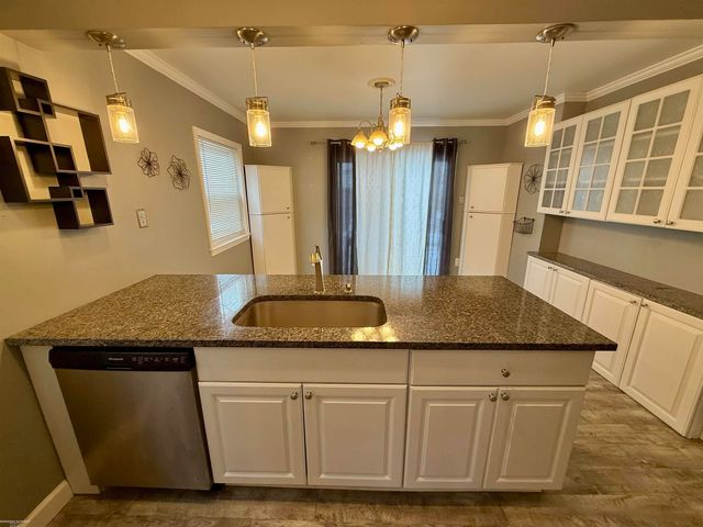 25304 Culver Street, Saint Clair Shores, MI 48081