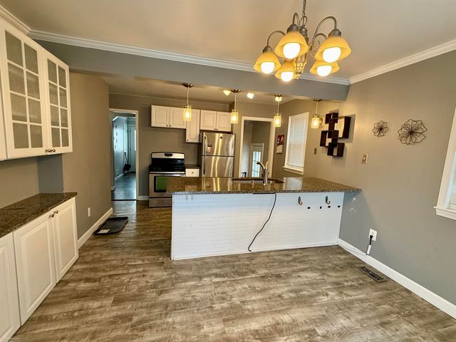 25304 Culver Street, Saint Clair Shores, MI 48081