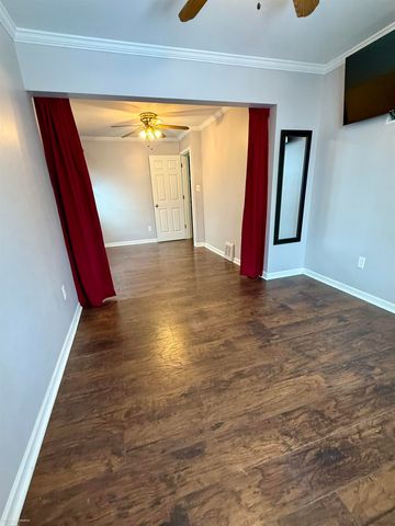 25304 Culver Street, Saint Clair Shores, MI 48081