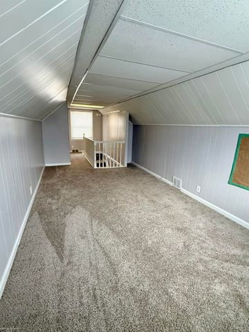 25304 Culver Street, Saint Clair Shores, MI 48081