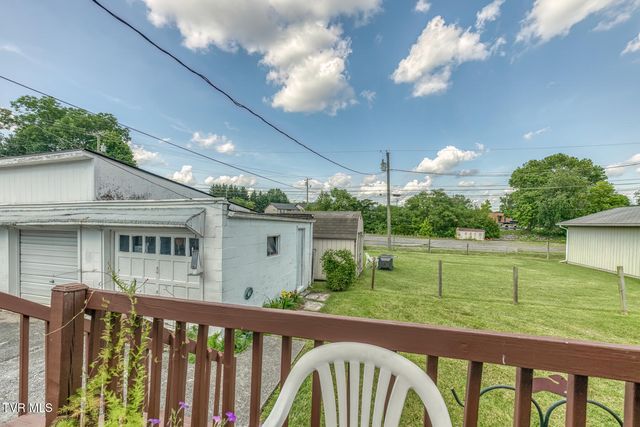 208 Delaware Street, Johnson City, TN 37604